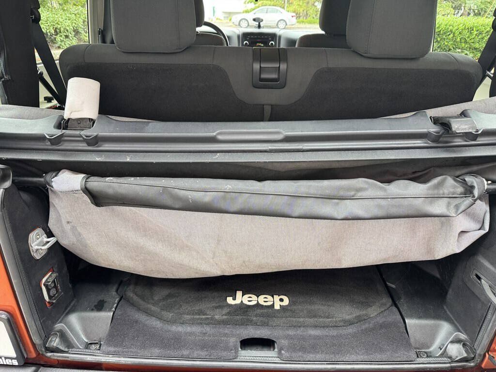 Used 2011 Jeep Wrangler Sport AWD/4WD image 21