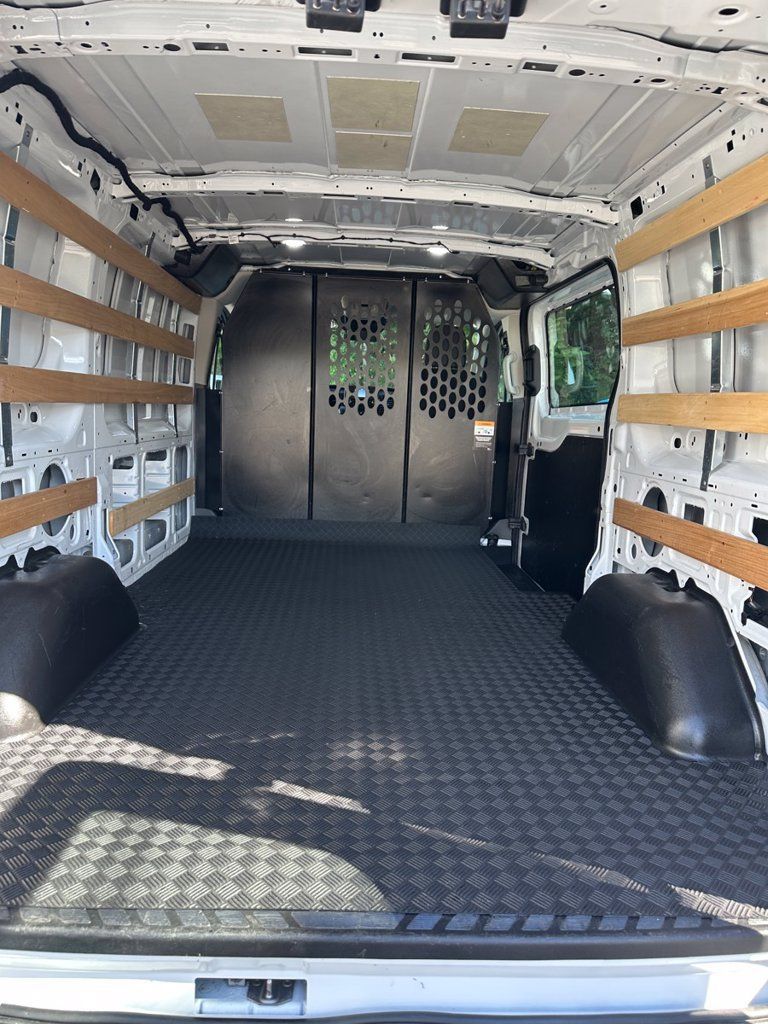 Used 2025 Ford Transit 250 Low Roof w/ Exterior Upgrade Package RWD image 22