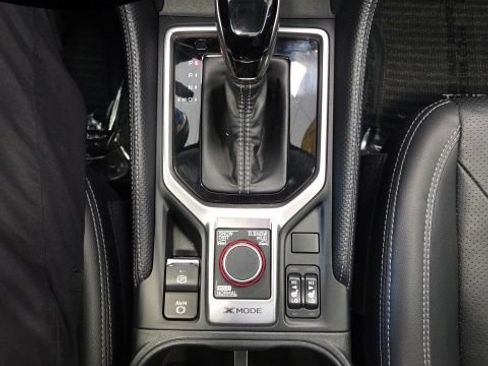 Used 2022 Subaru Forester Touring AWD/4WD image 30