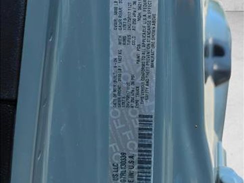 Used 2024 Jeep Gladiator Sport AWD/4WD image 28