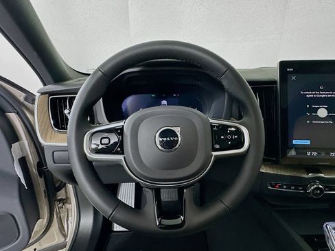 Used 2026 Volvo XC60 B5 Plus w/ Protection Package Premier AWD/4WD image 18