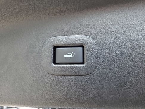 Used 2024 INFINITI QX80 Sensory AWD/4WD image 29
