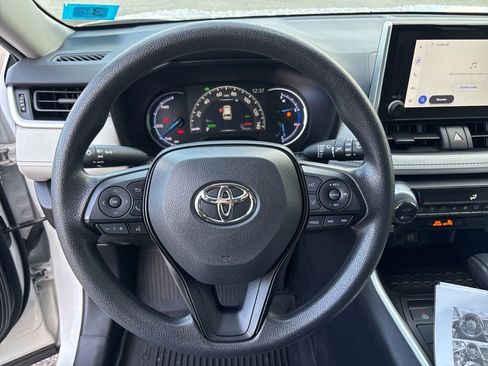 Used 2024 Toyota RAV4 XLE image 24