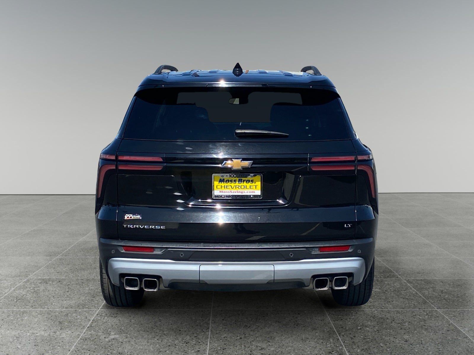 Used 2024 Chevrolet Traverse LT FWD image 4
