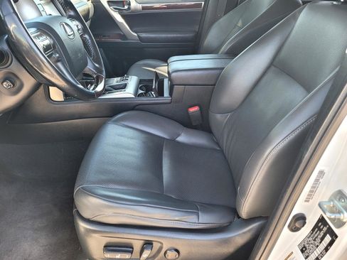 Used 2019 Lexus GX 460 Premium AWD/4WD image 16