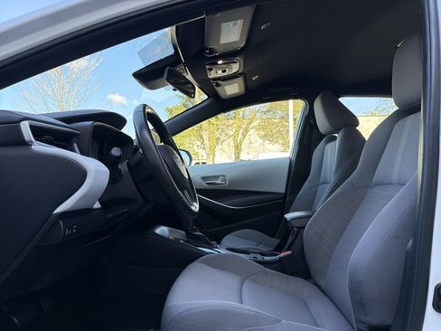 Used 2023 Toyota Corolla SE w/ Carpet Mat Package (TMS) image 9