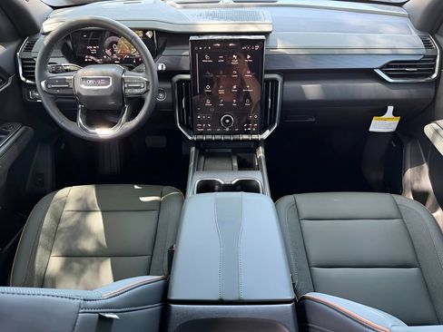 New 2026 GMC Acadia AT4 AWD/4WD image 13