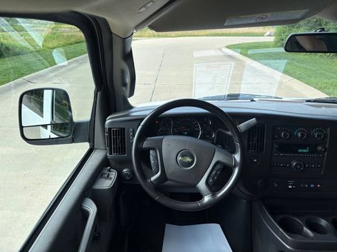 Used 2023 Chevrolet Express 3500 LS RWD image 40