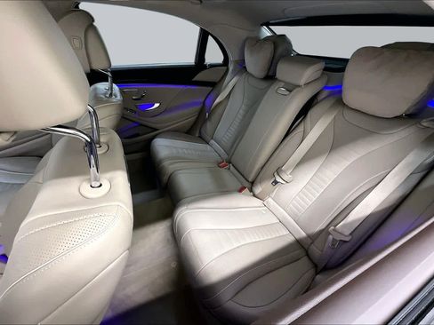 Used 2019 Mercedes-Benz S 560 Sedan image 20