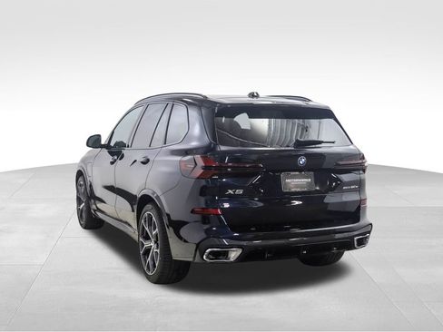 Used 2026 BMW X5 xDrive50e w/ M Sport Package image 3