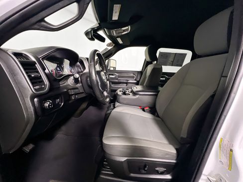 Used 2024 RAM 3500 Big Horn image 14