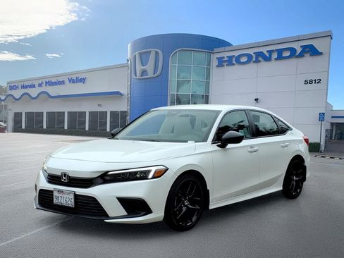 Used 2024 Honda Civic Sport image 1