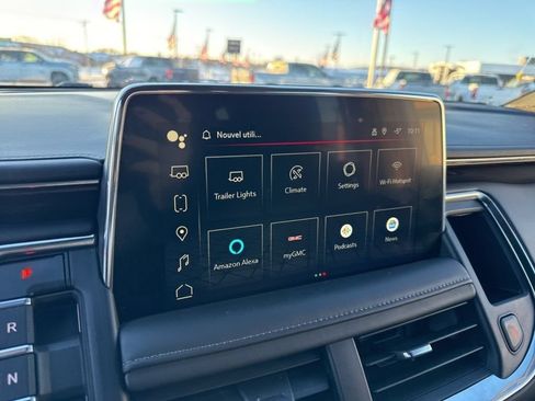 Used 2024 GMC Yukon SLE AWD/4WD image 33
