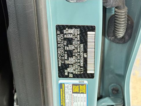 Used 2024 Kia Seltos EX FWD image 34