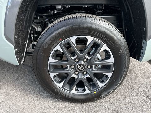 New 2026 Toyota Tundra Limited image 6