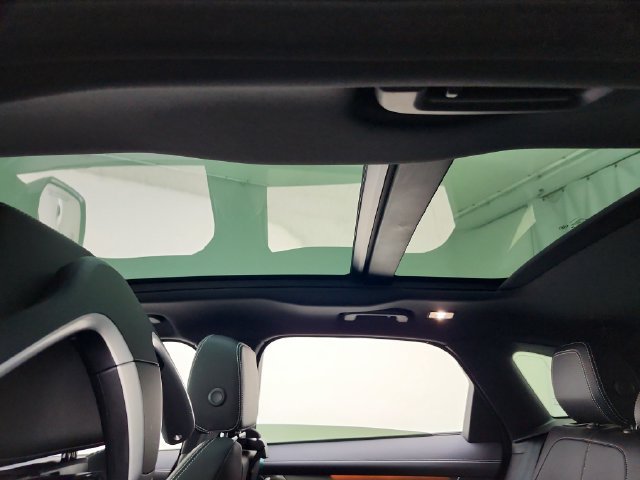 New 2026 Jaguar F-PACE R-Dynamic S AWD/4WD image 22