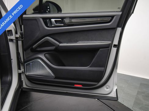 Used 2023 Porsche Cayenne Turbo GT image 46