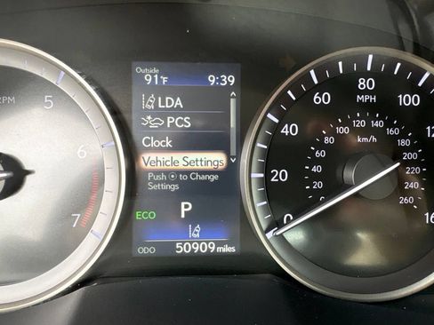 Used 2017 Lexus ES 350 w/ Navigation System Package FWD image 13