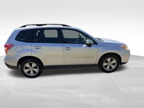 Used 2014 Subaru Forester 2.5i Premium w/ Popular Package #1 AWD/4WD image 2