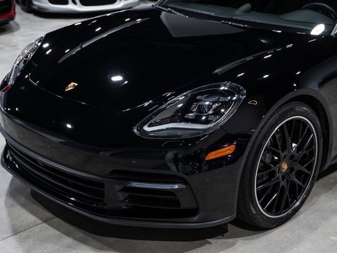 Used 2020 Porsche Panamera 4S AWD/4WD image 15