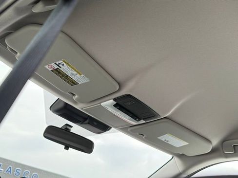 Used 2023 Mitsubishi Outlander ES image 30