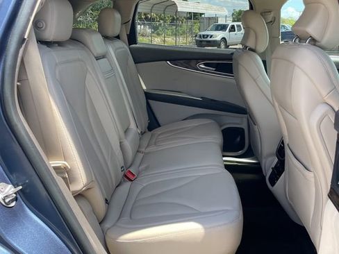 Used 2019 Lincoln Nautilus Reserve AWD/4WD image 14
