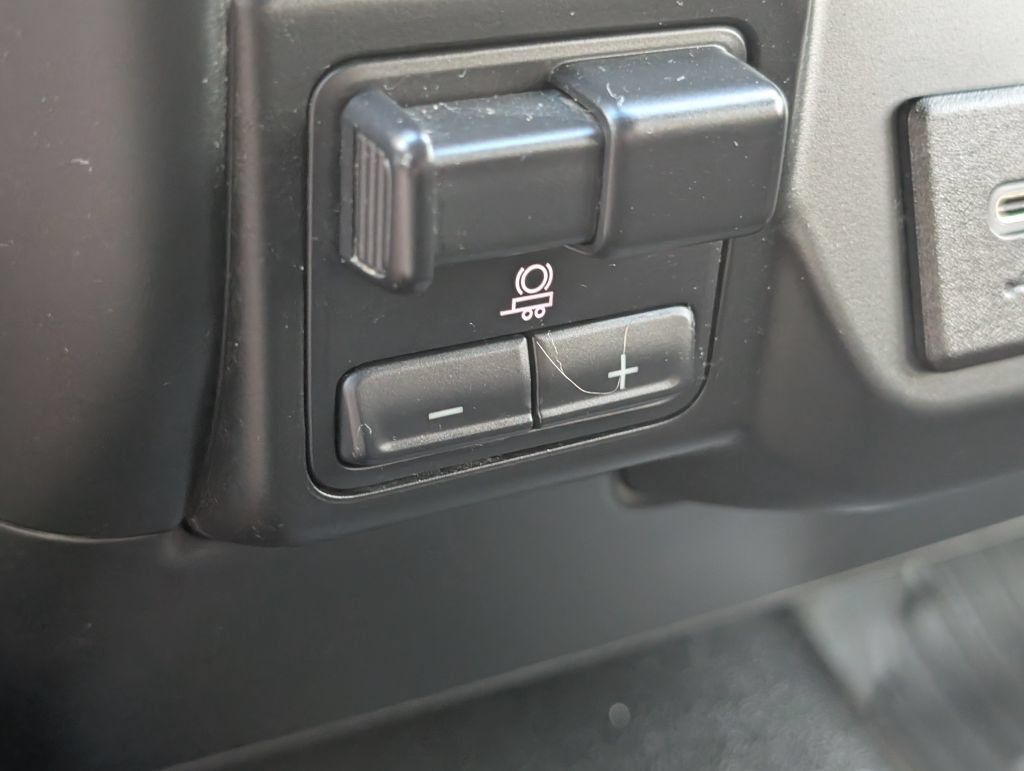 Used 2022 GMC Sierra 3500 Pro w/ Convenience Package AWD/4WD image 20