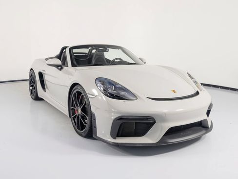 Certified 2021 Porsche 718 Boxster Spyder RWD image 13