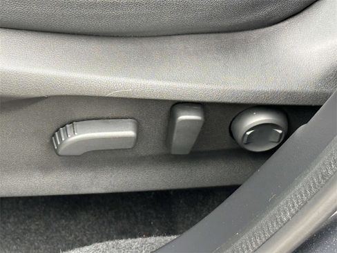 Used 2023 Subaru Forester Sport image 16