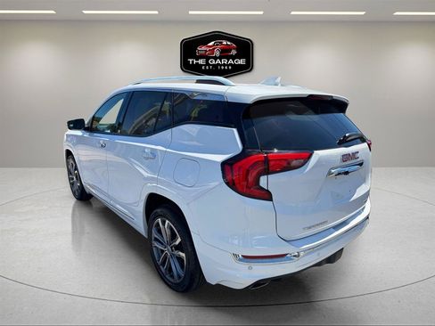 Used 2020 GMC Terrain Denali w/ LPO, Floor Liner Package AWD/4WD image 3