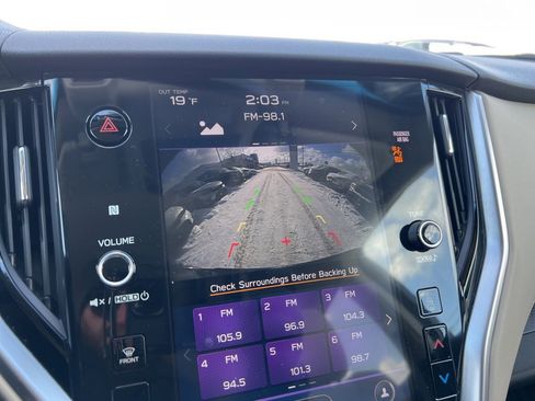 Used 2021 Subaru Outback Premium image 13