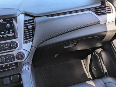 Used 2019 GMC Yukon XL SLT image 19