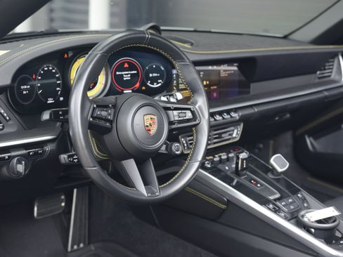 Certified 2021 Porsche 911 Turbo S AWD/4WD image 4