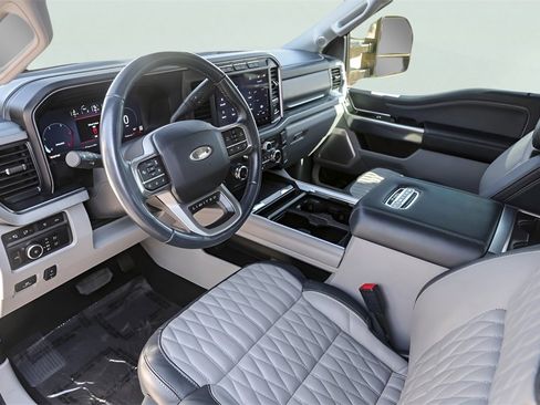 Used 2024 Ford F450 Limited w/ FX4 Off-Road Package image 13