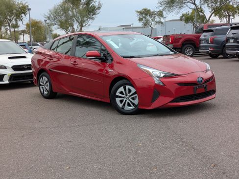 Used 2016 Toyota Prius Four w/ Advanced Technology Package image 34