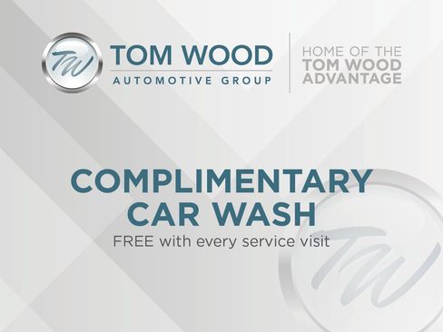 Used 2020 Buick Envision Essence w/ Experience Buick Package AWD/4WD image 23