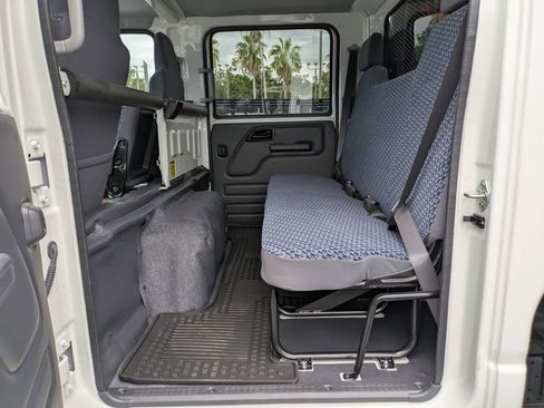 New 2025 Chevrolet Low Cab Forward image 15