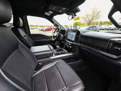 Certified 2025 Ford F150 Lariat AWD/4WD image 24
