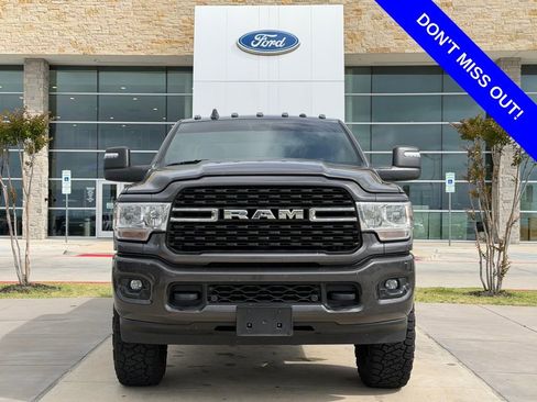 Used 2024 RAM 2500 Big Horn w/ Sport Appearance Package image 2