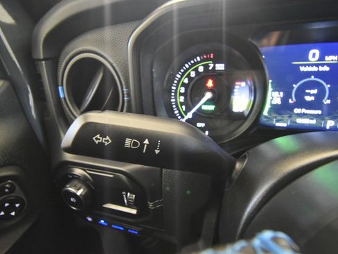 Used 2025 Jeep Wrangler Unlimited Rubicon 4xe AWD/4WD image 42