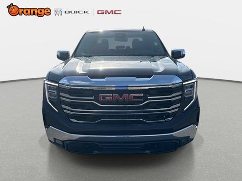 Used 2025 GMC Sierra 1500 SLT AWD/4WD image 8