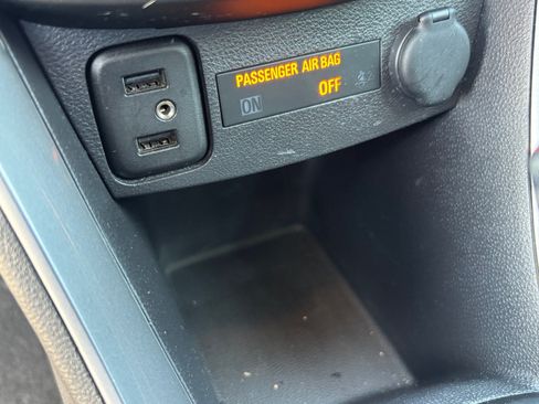 Used 2019 Chevrolet Trax LS FWD image 15