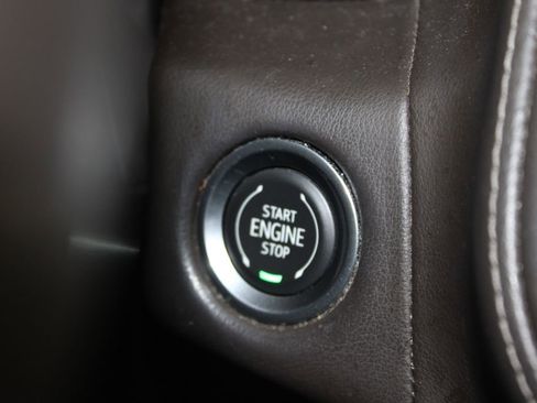 Used 2022 Chevrolet Tahoe LT w/ Luxury Package image 30