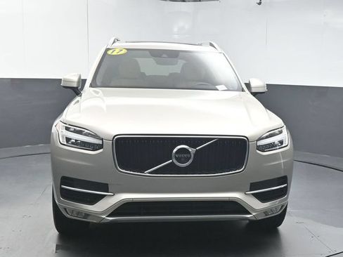 Used 2017 Volvo XC90 T6 Momentum w/ Vision Package AWD/4WD image 3