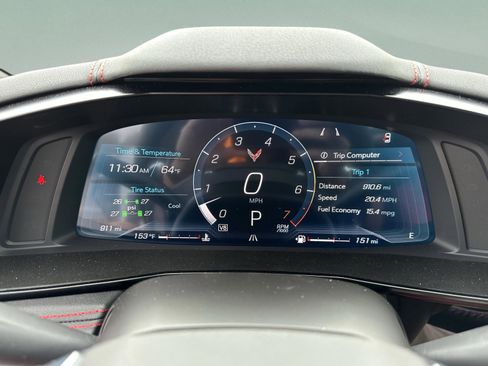 Used 2024 Chevrolet Corvette Stingray Coupe RWD image 34