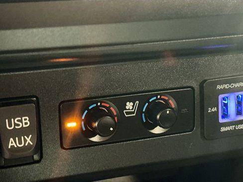 Used 2019 Toyota 4Runner Limited image 20