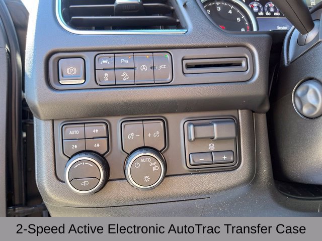 Used 2021 Chevrolet Tahoe Z71 w/ Z71 Off-Road Package AWD/4WD image 30