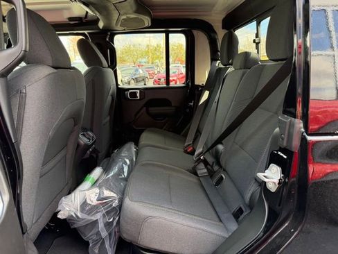 New 2026 Jeep Gladiator Sport image 24