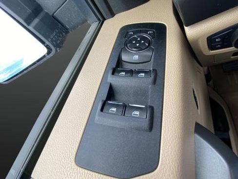 Used 2016 Ford F150 XLT w/ Equipment Group 301A Mid AWD/4WD image 20
