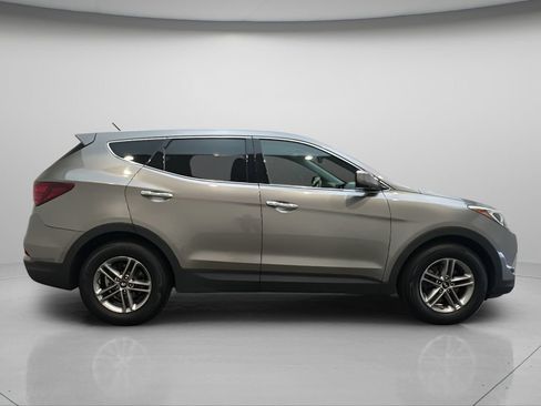 Used 2018 Hyundai Santa Fe Sport AWD/4WD image 8